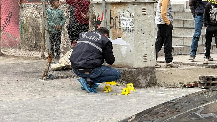 Müteahhit ile emlakçı arasında 'tadilat' kavgası: 4 yaralı