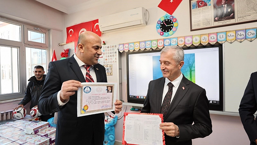 Öğrencilere sömestr tatilinde 1 milyondan fazla kitap