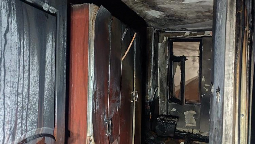 Otelde yangın paniği: 10 kişi dumandan etkilendi