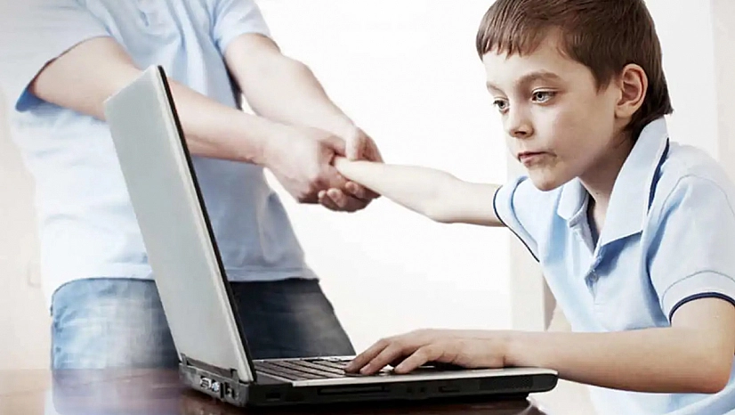 Otizm tartışmalarına nokta koydu: Ekran kullanımı hakkında doğru bilinen yanlışlar