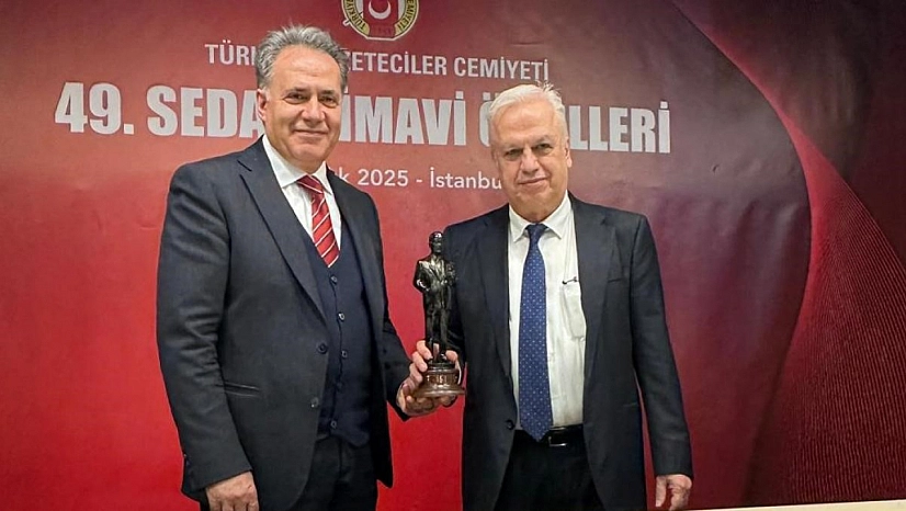Dünyada ilkleri başaran Prof. Dr. Sezai Yılmaz'a Prestijli Sağlık ödülü