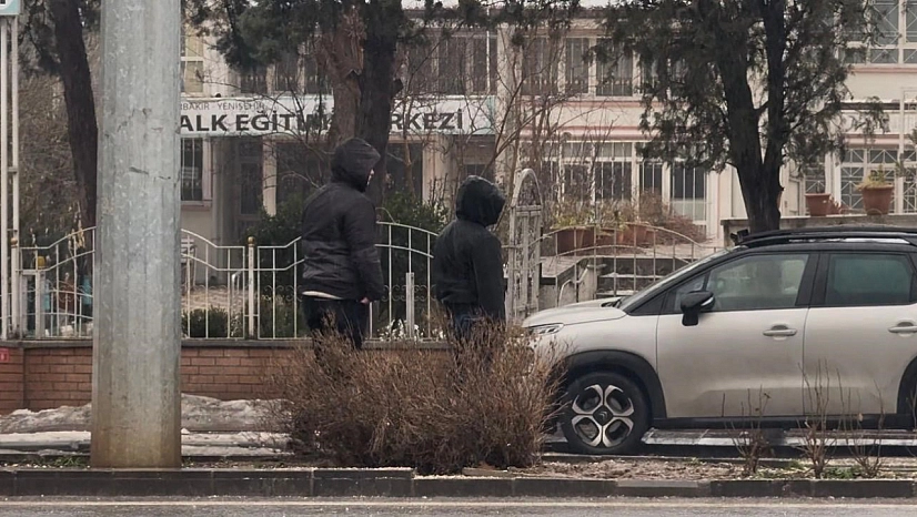 Sağanak yağış hayatı olumsuz etkiledi