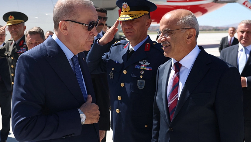 Sami Er, raylı sistem projesini Cumhurbaşkanı Erdoğan'a sundu