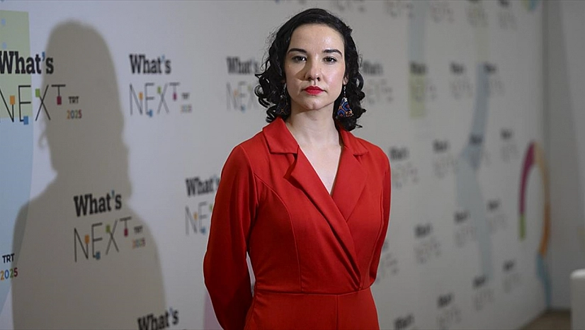 Sanatçı Sarah Agha, uluslararası platformlarda Filistin'in sesi olmaya çalışıyor