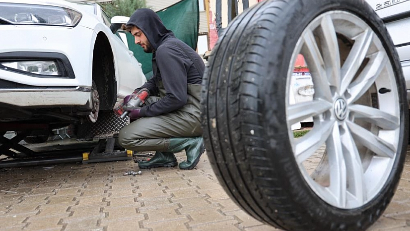 Sanayide kış lastiği yoğunluğu