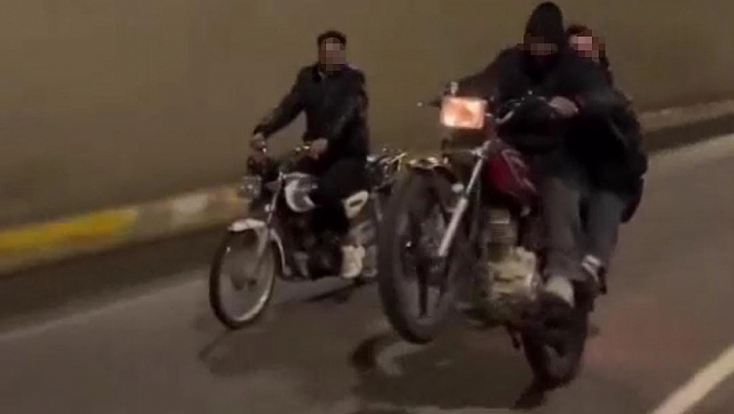 Trafiği tehlikeye attı, ehliyetinden oldu