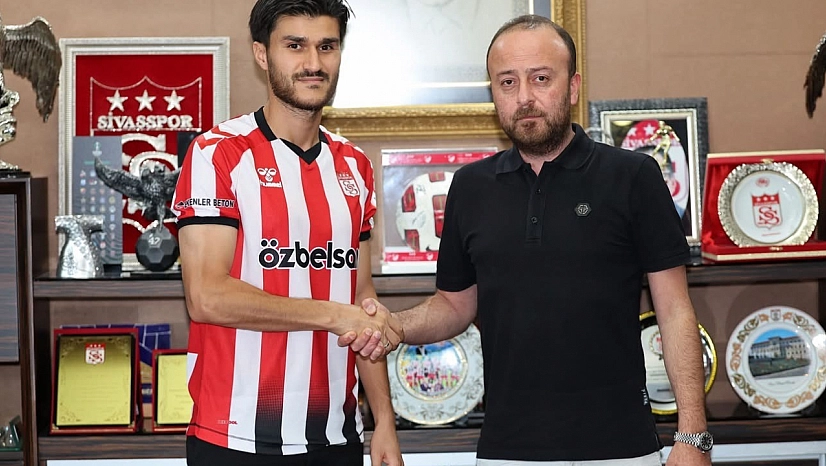 Sivasspor, Yusuf Cihat Çelik'i kadrosuna kattı