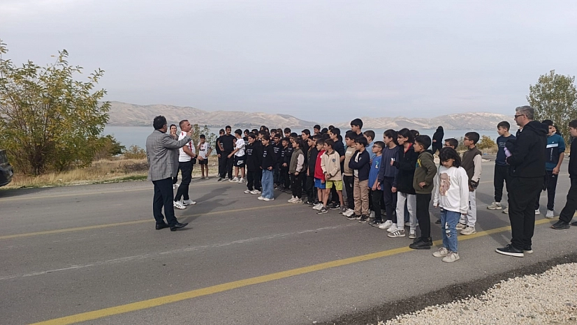 Sivrice'de 'Atatürk ve Gençlik Koşusu' coşkusu