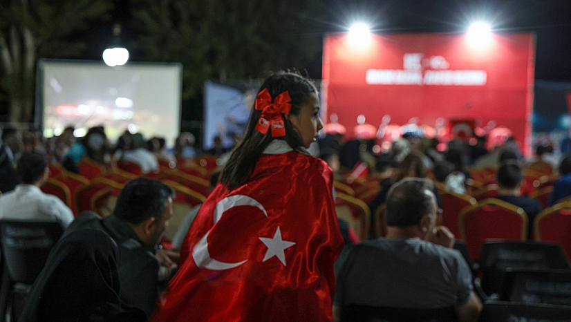 Somuncu Baba Külliyesi'nde sela sesleri yükseldi