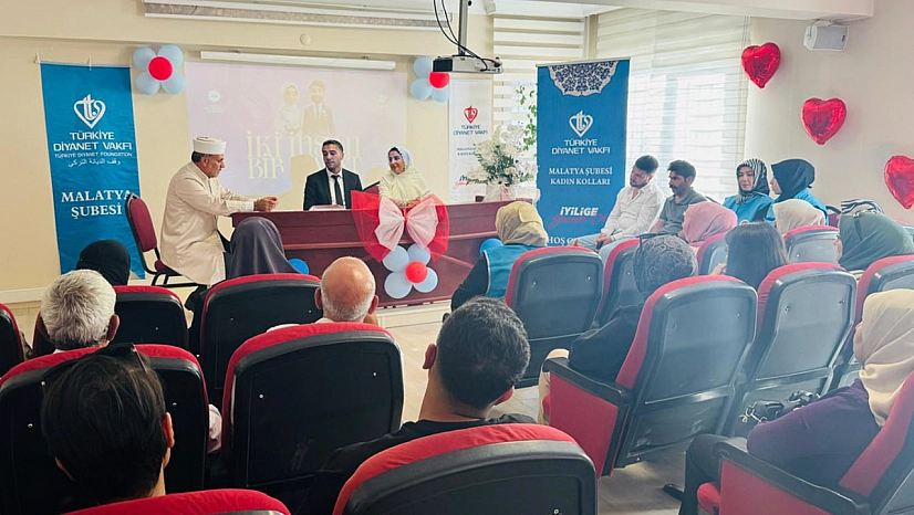 TDV desteğiyle Malatya'da çifte nikah kıyıldı
