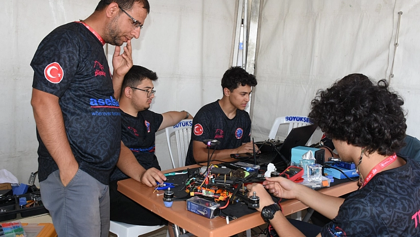TEKNOFEST coşkusu Malatya'da: İHA yarışlarında gençlerin yerli projeleri sahne aldı