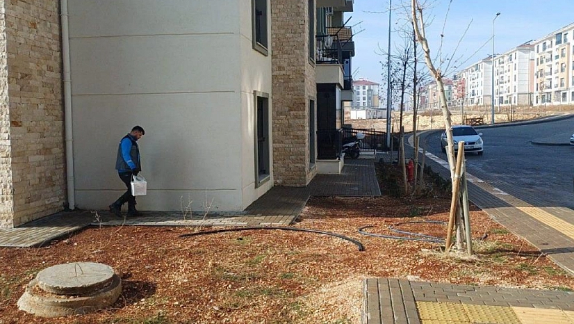 TOKİ konutlarında kapsamlı haşere ilaçlama çalışması yapıldı