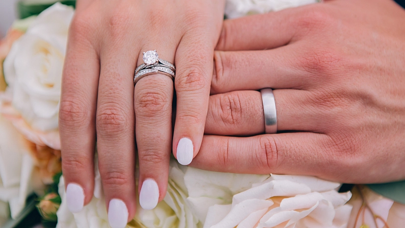 Türkiye'de yuva kurmak zorlaşıyor! Kadınlar boşanıyor, erkekler hiç evlenmiyor