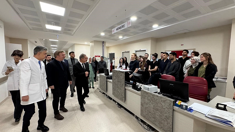 Vali Aydoğdu, hastaları ziyaret etti