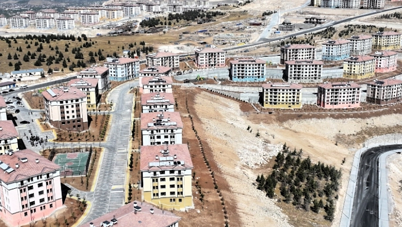 Vali Yavuz Açıkladı: TOKİ konutlarında anahtar teslimi başlıyor