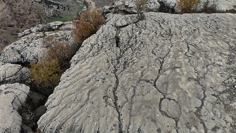 Yağmur suları 20 bin yılda şekillendirdi