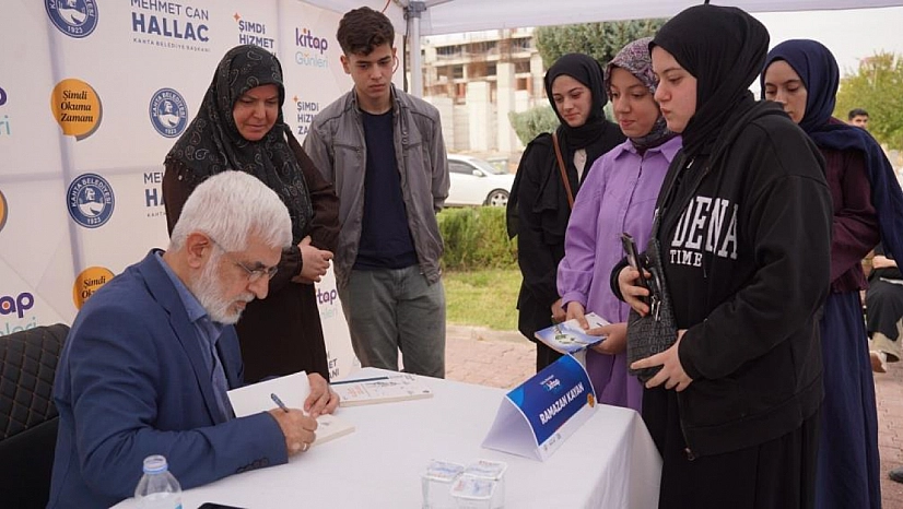 Yazar Ramazan Kayan, okurlarıyla buluştu