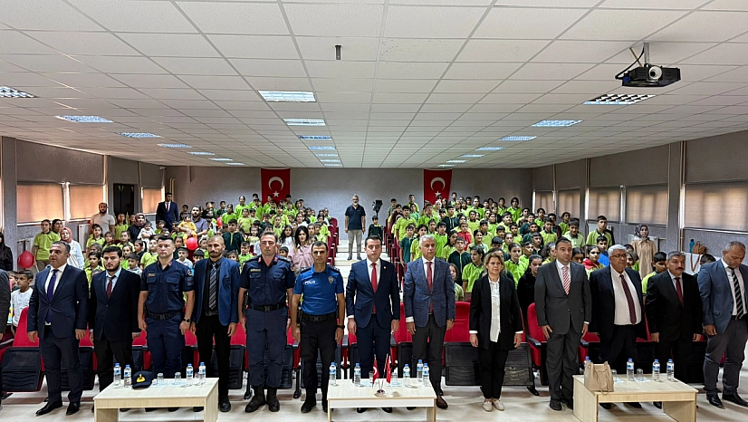 Yazıhan'da ilköğretim haftası coşkusu