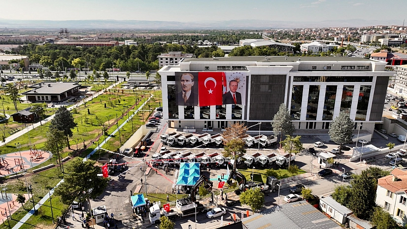 Yeşilyurt Belediyesi filosunu güçlendiriyor: 220 Milyonluk dev yatırım