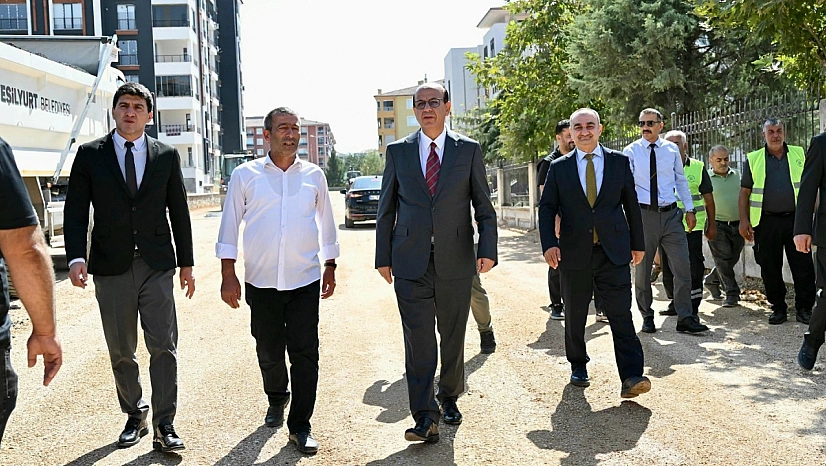 Özalper Mahallesi'nde asfalt çalışmaları devam ediyor