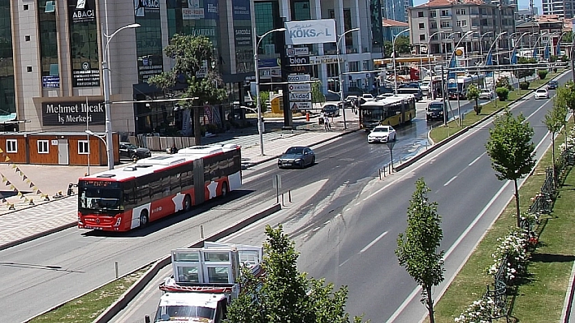 Büyükşehir'den bayram mesaisi| Ulaşım ücretsiz, hizmetler kesintisiz!