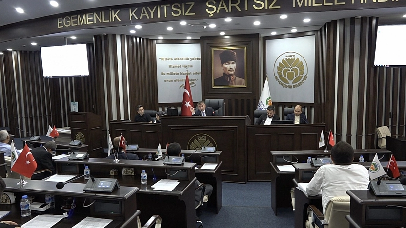 Büyükşehir mali krizde: Bir Süpürge İçin Bakanlığın Kapısı Çalındı