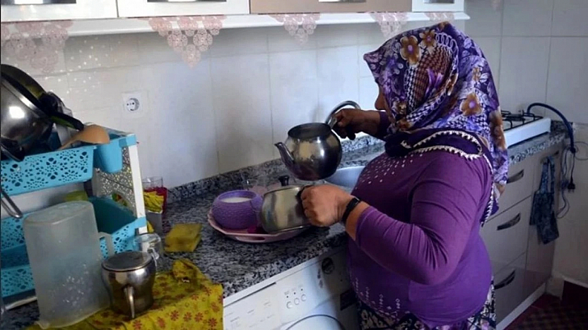Ev hanımlarına ekonomik destek: 11 bin TL maaş geliyor...