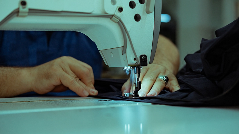 Giyimde fiyatlar uçtu: Dar gelirli vatandaş terziye koşuyor…