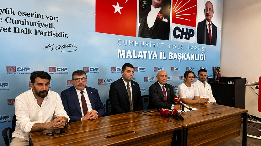 Kaya'dan TMO'ya sert tepki? 'Kayısı üreticisini tüccara mahkûm ettiniz'
