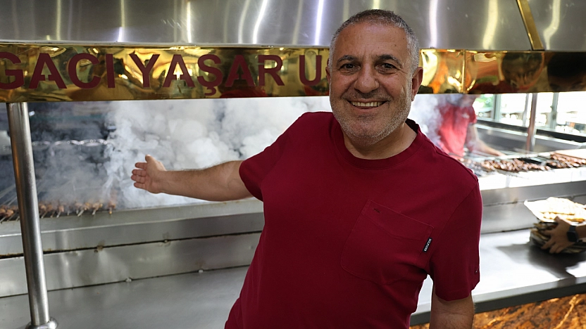 Kayısı, kebabı solladı! Adanalılar Malatya'nın sırasını hazmedemedi!