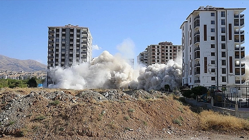 Malatya'da 1350 gün sonra yine başa dönüldü|Şehir yine toza boğulacak