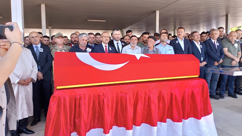 Malatya'da binlerce kişi şehidini uğurladı