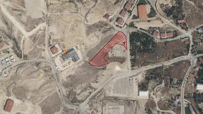 Malatya'da bir belediye milyonluk arsayı satışa çıkardı…!