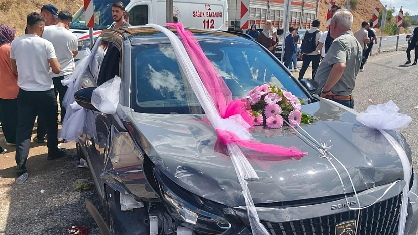 Düğün günü acıya dönüştü: Malatya'da zincirleme kaza 9 yaralı