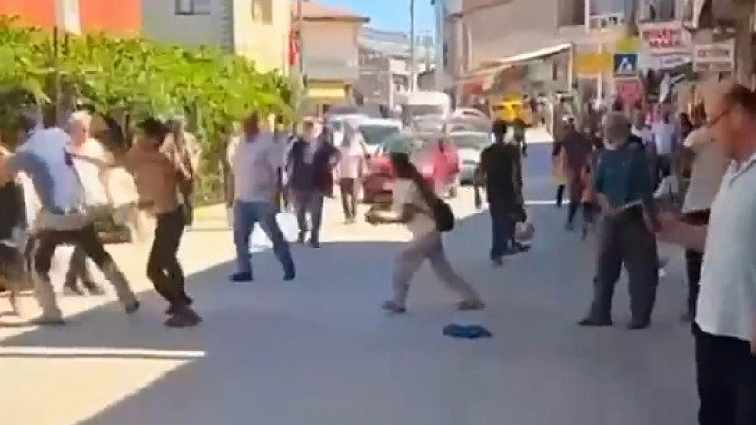 Malatya'da mevsimlik işçiler tekme tokat birbirine girdi! Çok sayıda yaralı var…