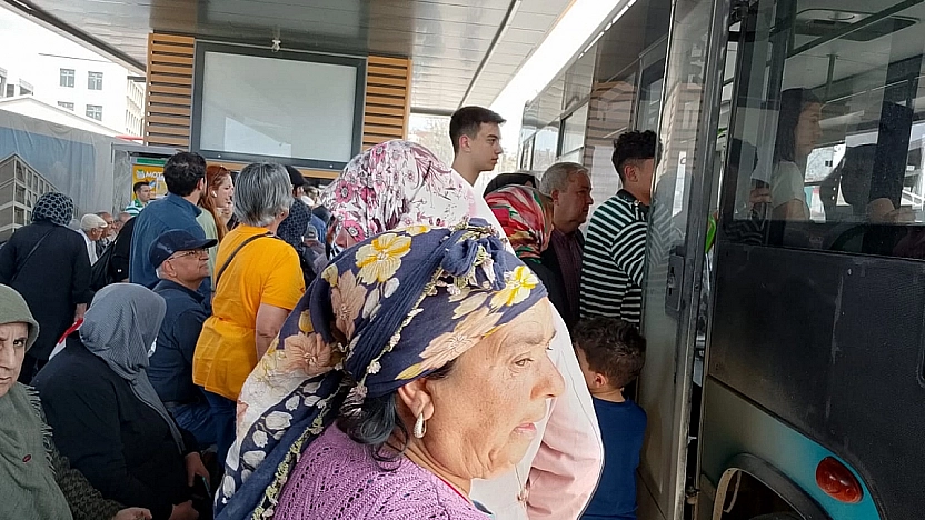 Malatya'da ulaşım krizi: 'MOTAŞ Başkan Er'in fişini çekti'