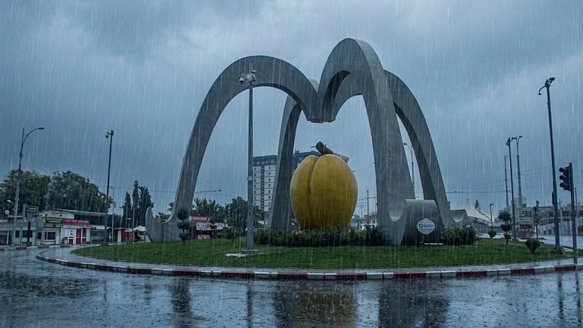 Malatya'da hava sıcaklıkları düşüyor: İlçe ilçe sağanak yağış uyarısı