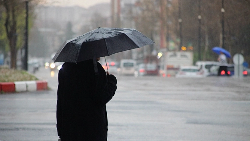 Meteoroloji'den 'Sarı kodlu' uyarı: Tarih ve saat verildi! Kuvvetli sağanak geliyor!