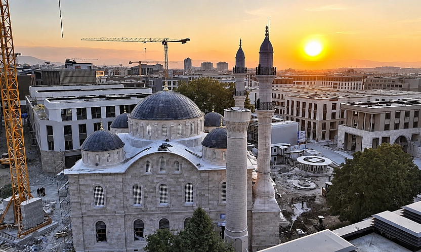 183 yıl boyunca defalarca yıkıldı ama Malatya'nın kalbi 'Teze Cami' küllerinden doğuyor!