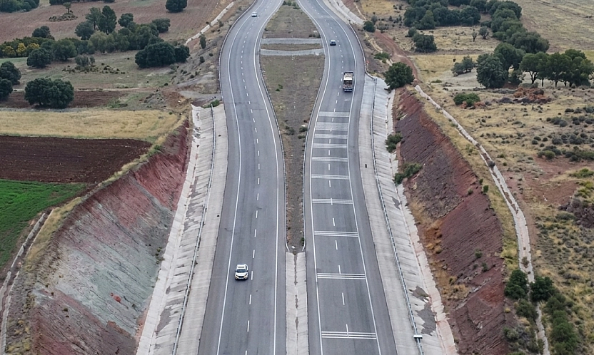 8 tünel ve 14 köprüyle tamamlandı! Malatya Sivas arasında ulaşım konforlaştı