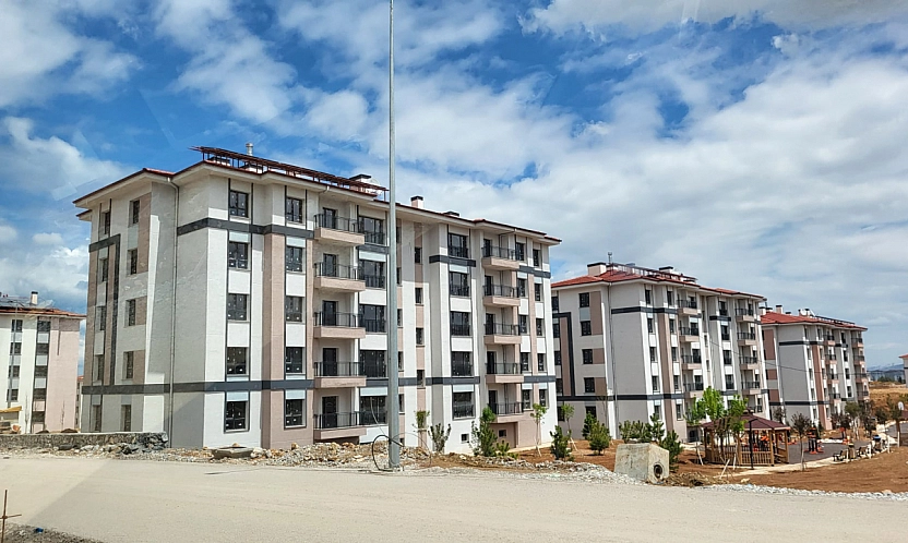 Deprem konutları tamamlandı: inşaat sektörü yön değiştirdi