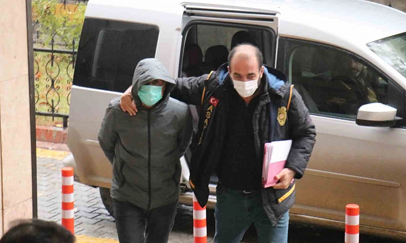 Eşini sokak ortasında öldürdü: Mahkeme cezasını 24 yıla indirdi