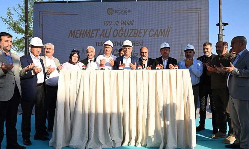 Malatya 100. Yıl Kent Parkı'nda temel atıldı! 250 kişiyi aynı anda ağırlayacak!