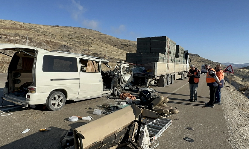 Malatya'da feci kaza: 3 kişi hayatını kaybetti