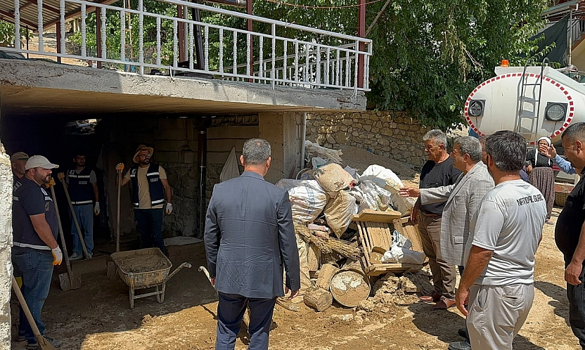 Malatya'da sel afetinin acı bilançosu açıklandı: 400 ton kayısı zayi oldu, 3 ev hasar aldı!