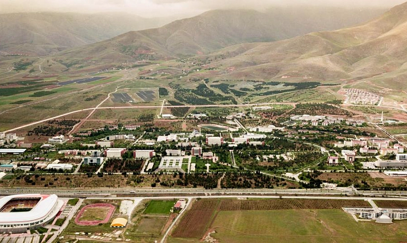 Malatya'da üniversite öğrencileri için burs başvuruları başladı! Peki hangi kurum burs verecek? Son tarih ne zaman? Burs ücreti ne kadar?