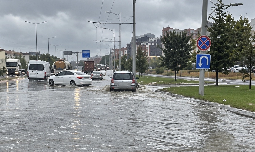 Malatya'da yağış hayatı felç etti