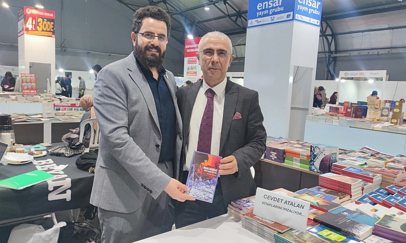 Malatya Fuarı'nın en çarpıcı kitabı! 'Ölüm Fayında Dört Gün' okurla buluştu!