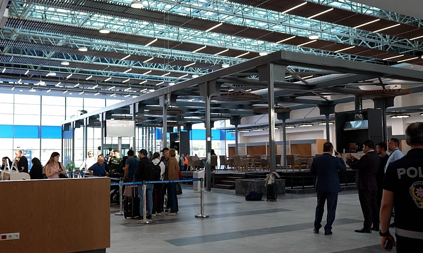 Malatya Havalimanı'nın yeni terminali hizmete girdi: İlk yolcular geldi