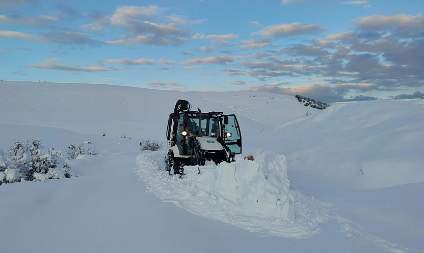 Malatya kar altında! 457 mahalle ile bağlantı kesildi!